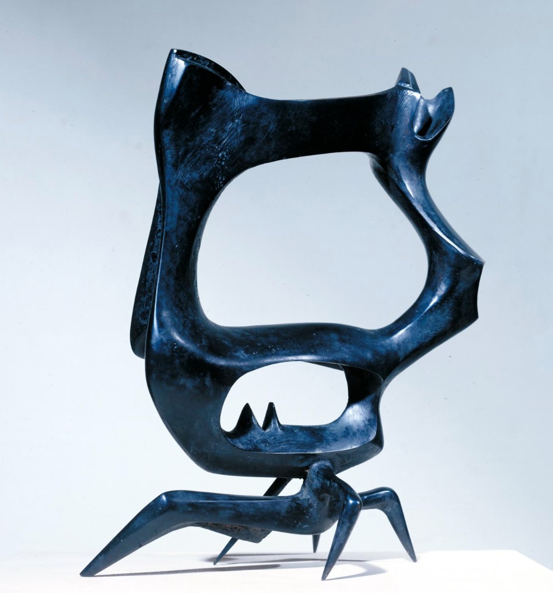 Poesia_boreal's tweet photo. "Cangrejo negro" (1951-1952), de Bernard Meadows (Reino Unido 🇬🇧, 1915-2005).

#Arte #Escultura #BernardMeadows https://t.co/4oZWmC8O40
