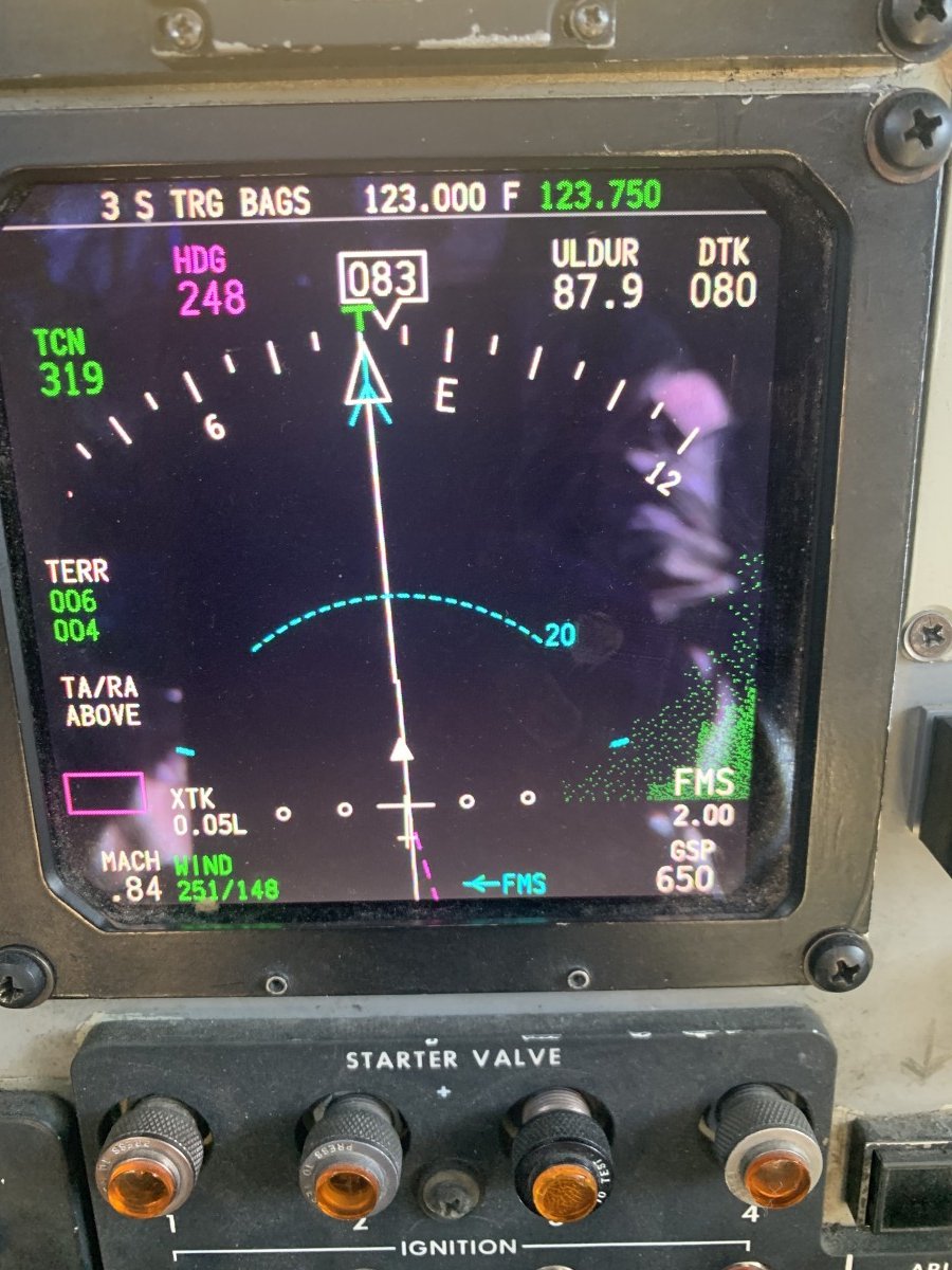 HANGARX's tweet photo. Dime que estás volando rápido sin decirme que estás volando rápido... #GSP650 https://t.co/q21XUAxFKw