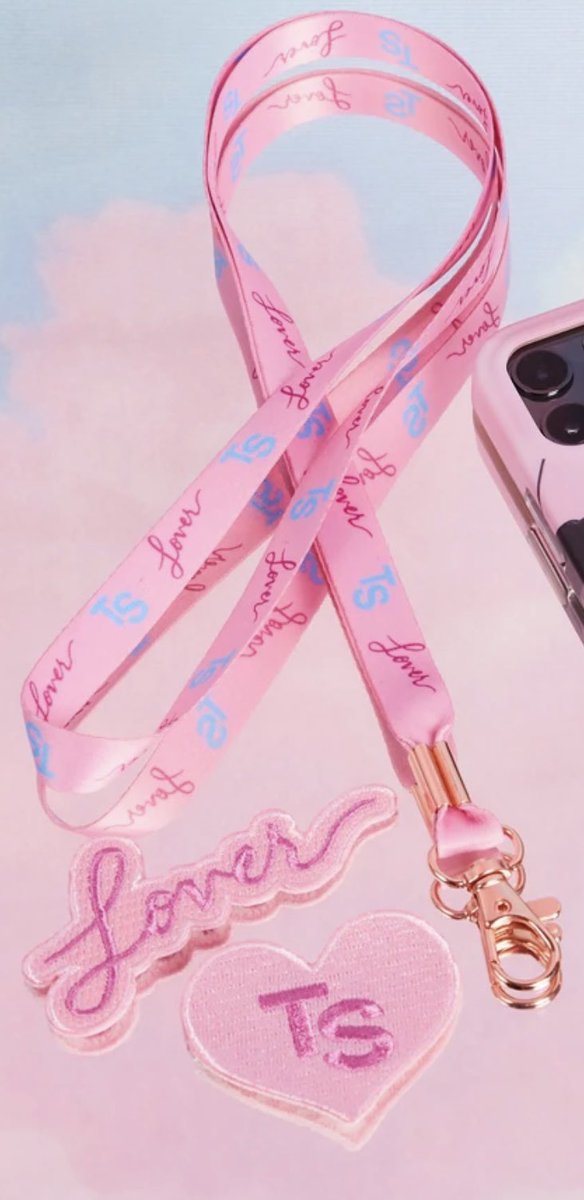 💕International Giveaway !!💕 1 Lover album lanyard ! To enter : ⁃Follow me ⁃Retweet ⁃Comment your favorite song from Lover !! Untracked shipping included. Giveaway ends February 28th 1:00 pm EST #TaylorSwift #TaylorsVersion #ValentinesDay