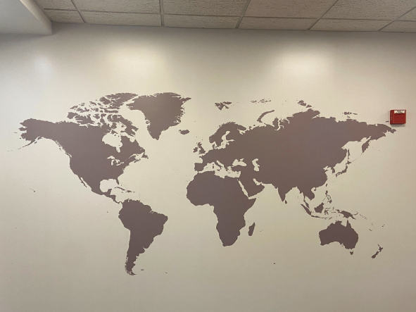 Poyant recently completed the installation of exterior halo channel letters, interior dimensional letters, and a vinyl graphic wall mural of a world map at the new  New Bedford location! 

#exteriorsignage #interiorsignage #installation #local #newbedford