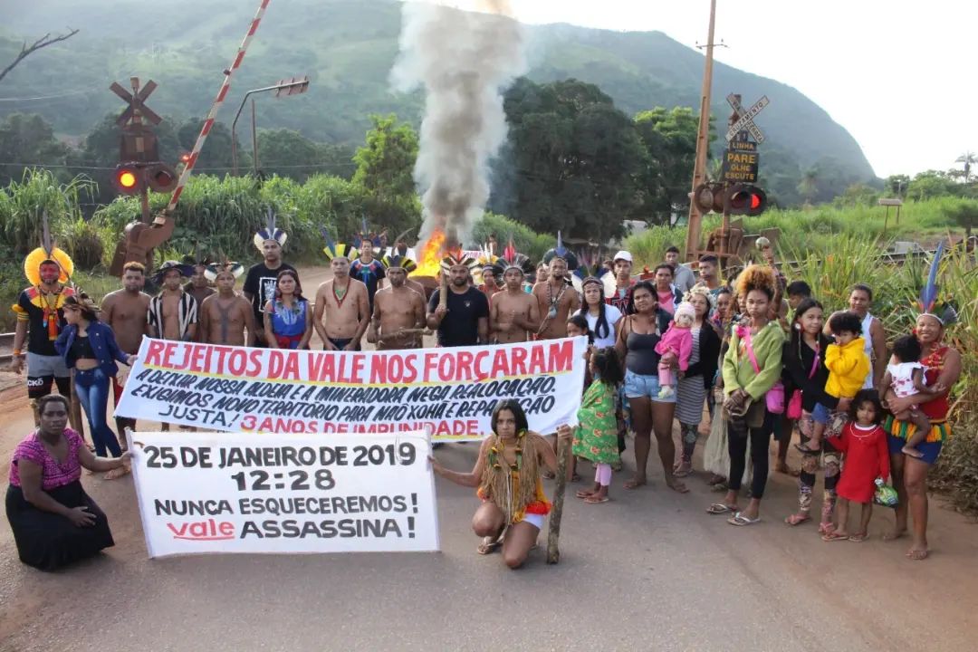 Nosso ato, pacífico, só será encerrado mediante o atendimento, pela Vale, das nossas reinvindicações. 

Pix para doação : comitemineiro@gmail.com

#3AnosDeImpunidade