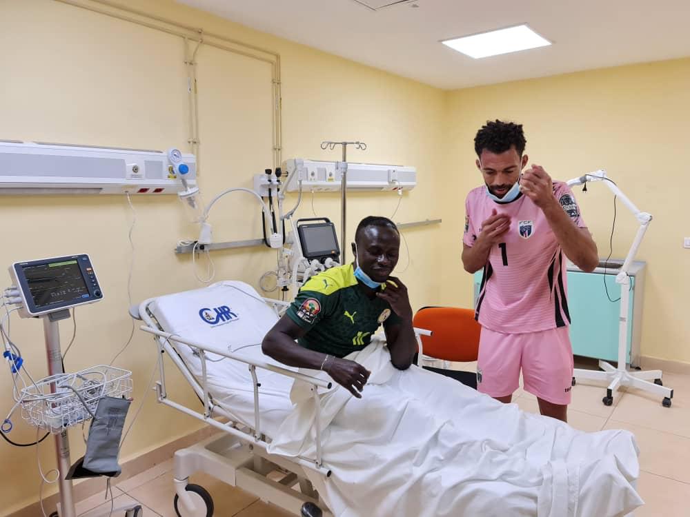 lethiessoistv's tweet photo. #Sadiomane avec le gardien #capverdien #Sénégal 2_0 #Capvert
#CAN2021 #Sénégal #kebetu https://t.co/3JNrnayCom