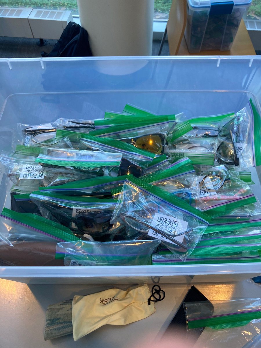 CaseyEye's tweet photo. A group of medical students joined ophthalmology residents to process about 250 donated pairs of eyeglasses. The glasses will be shipped to @respectacleorg for redistribution to underserved communities worldwide. Thanks to this awesome group of volunteers! #ohsu https://t.co/T1QH8CcAqI