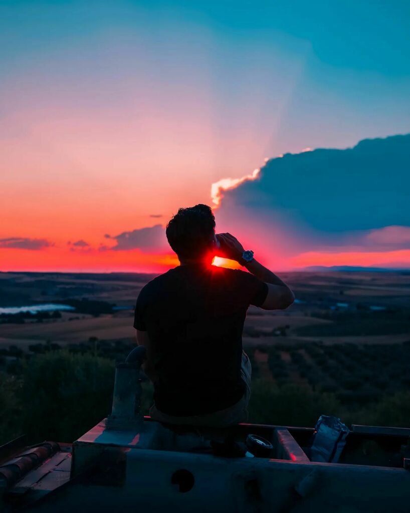 PauulVM's tweet photo. Atardeceres que llenan el alma 🌄

#sunset #adventure #neverstopexploring https://t.co/83xeCpK9PY https://t.co/HiroxYq6rJ