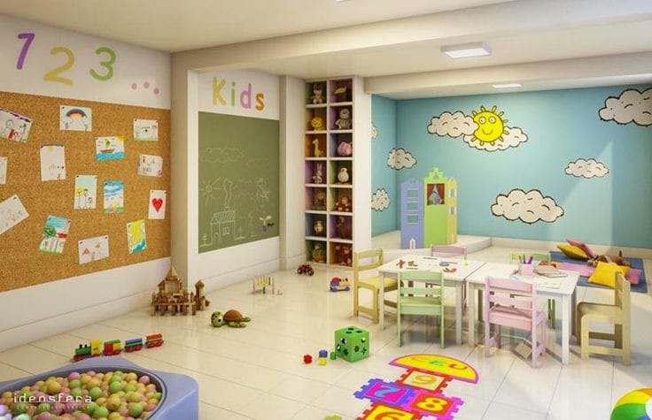 TimeDaSayori's tweet photo. Bônus: Sayori na aula de artes, a escola que ela estuda e o paquera favorito de amor doce high school (motivos: sim) https://t.co/gE8FeFPg23