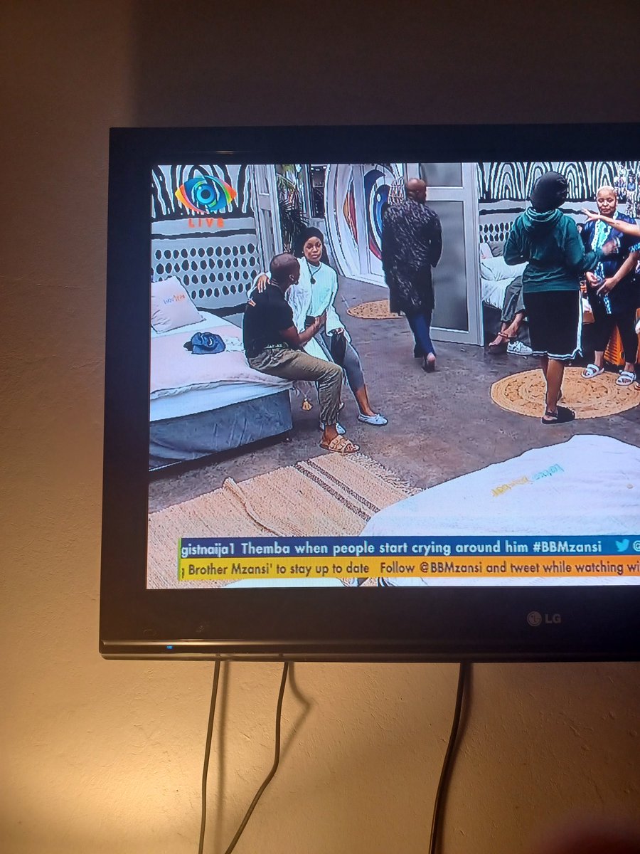 BBMzanziTeamQV's tweet photo. QV and Gash1?? ๐do yall see a potential couple ??? Retweet and tell us your thoughts ๐๐พ๐๐พ#BBMzanzi #QVforce #BBMQV https://t.co/10WqmIwNvU