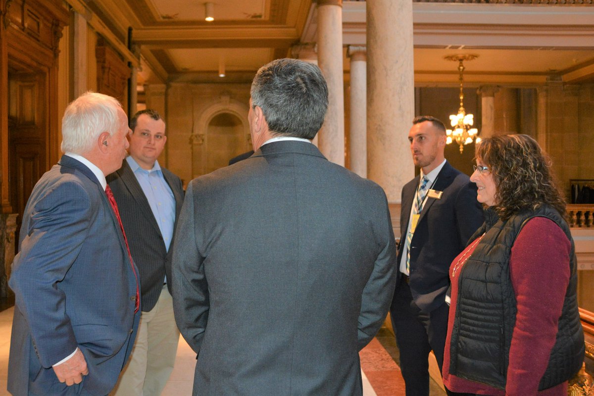 INFarmBureau's tweet photo. Members from Allen, Benton, Delaware, Elkhart, Grant, Jasper, Noble, Vermillion and Whitley counties visited the Statehouse today. Some members had the opportunity to meet with @LGSuzanneCrouch. To learn more about INFB's state priorities, visit https://t.co/MIQpisyVwa. #INLegis https://t.co/wEqk5St63y