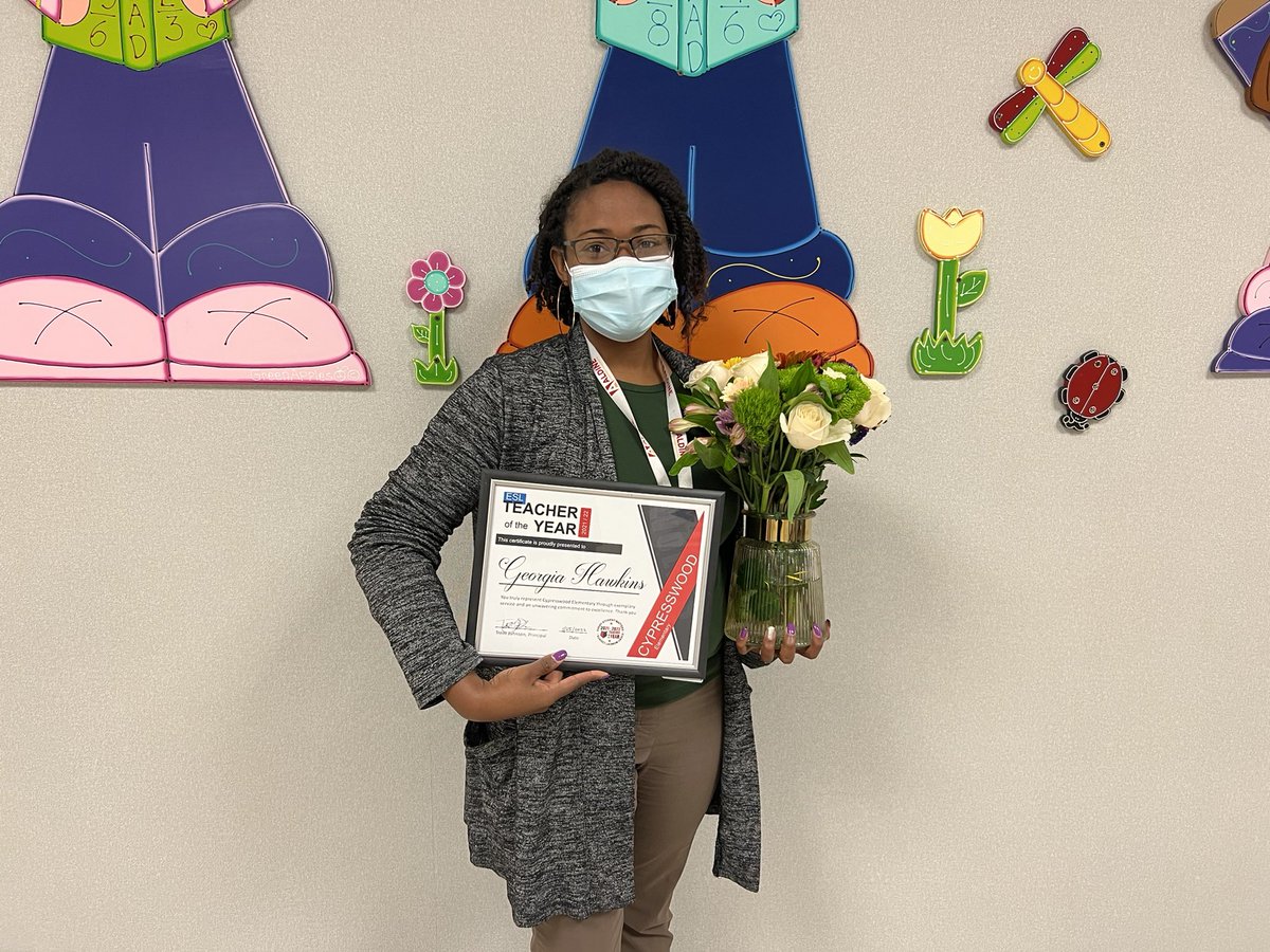 Introducing the 21/22 Cypresswood 🐺 Bilingual &amp; ESL Teachers of the Year: 

❤️🤍🖤 Bilingual TOY - M. Zepeda
❤️🤍🖤 ESL TOY - Mrs. Hawkins

#RunAsOne CONGRATULATIONS &amp; well deserved. 🤩🥳🥰