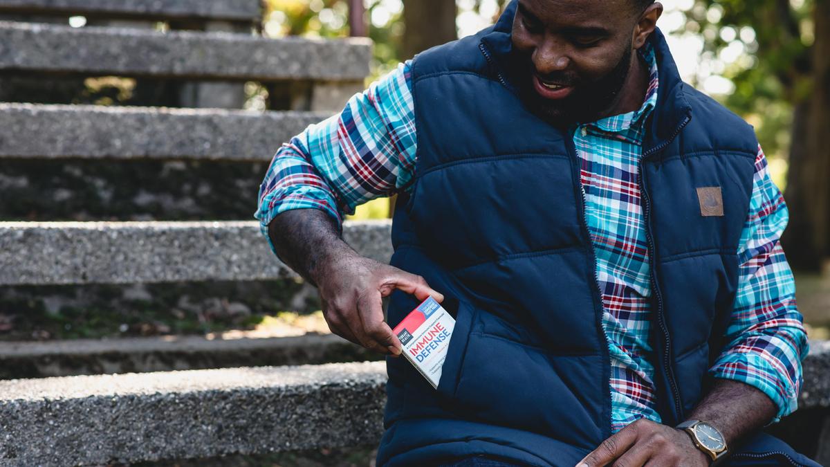 MyVibrantHealth's tweet image. Practicing good immune health is more important than ever before.

Protect yourself against harmful pathogens with Immune Defense. The travel pack is perfect for when you&apos;re on the go! 

Shop now - bit.ly/3GGtPil

#ImmuneHealth #Immunity #HealthyImmuneFunction