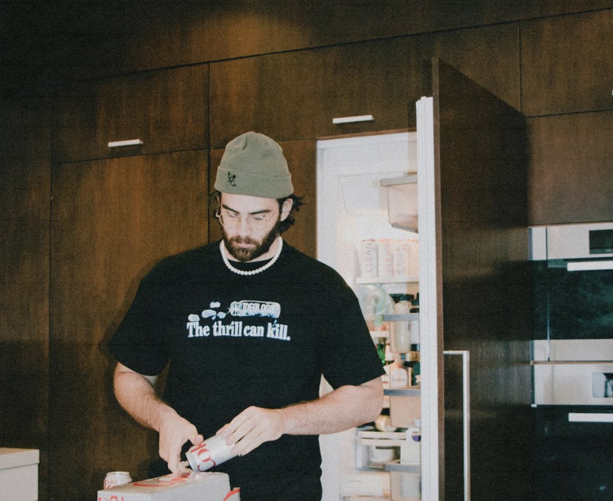 jamesthomas3's tweet image. Why not #hasantwtselfieday @hasanthehun