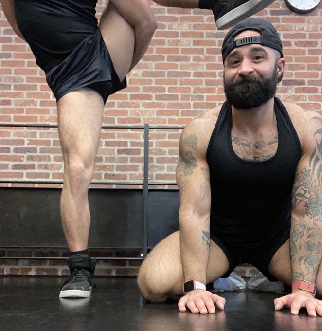 I can’t do yoga @SqueezableJudas https://t.co/YkBmdyL8W1
