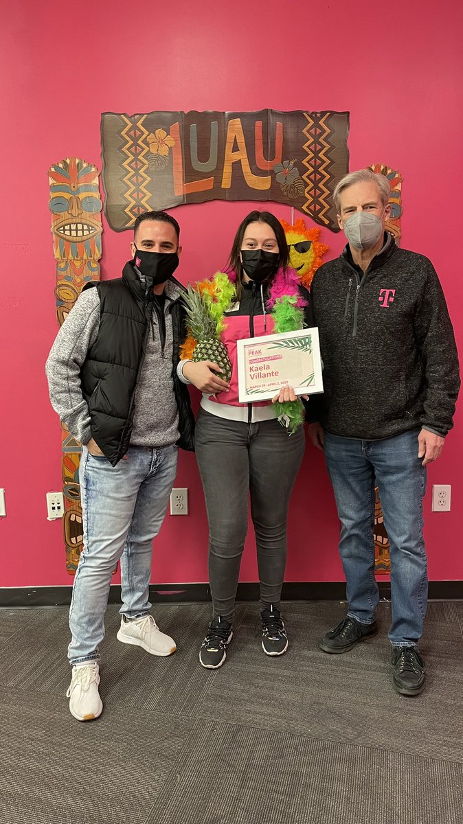 We have a #PEAK winner here in Long Island! <a href="/KaelaVillante/">Kaela Villante</a> is heading to Hawaii. Thank you for all that you have and continue to do for <a href="/TMobile/">T-Mobile</a> <a href="/AmrWahba1080/">Amr Wahba</a> <a href="/TracyNolan_/">Tracy E. Nolan</a> <a href="/JonFreier/">Jon Freier</a> <a href="/rgshaftoe/">Bob Shaftoe</a>
