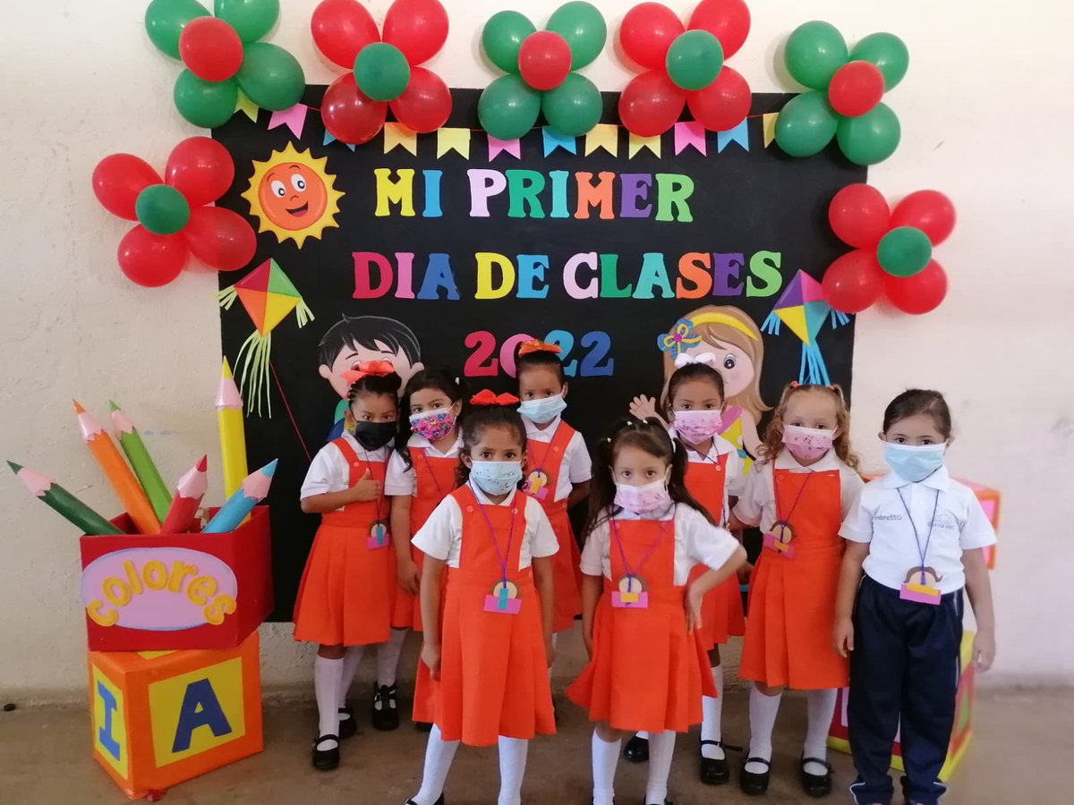 This very first day of school photo in our Carita Feliz center put a big smile on our faces. 

Their journey begins! 🌈🎒
#Back2School #FabrettoCenter