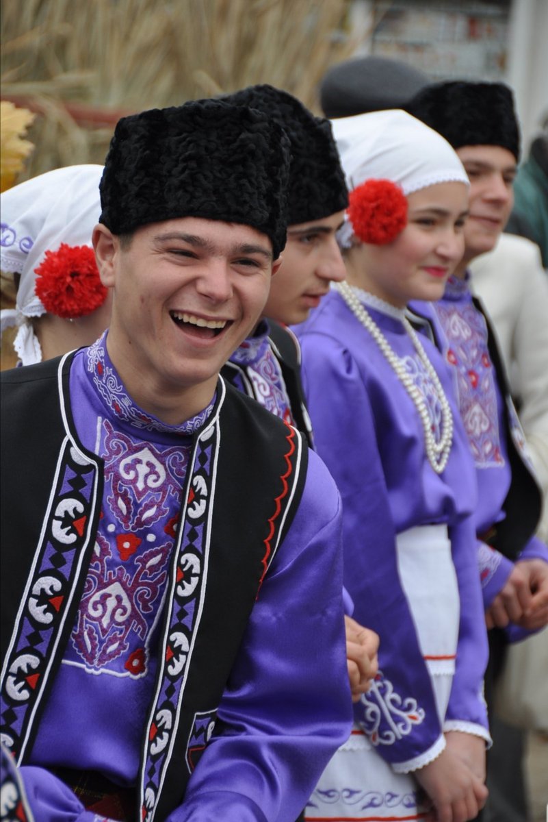 Гагаузы фото. Народы Молдавии Гагауз. Молдавия нация гагаузы. Гагаузия гагаузы. Гагуз.