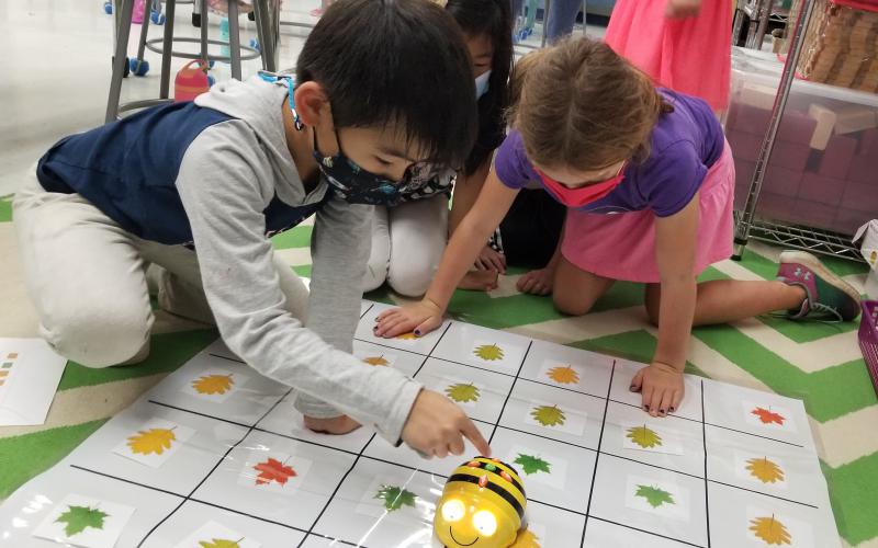 AFCEA Ed Foundation (@afcea_ed) on Twitter photo Calling all teachers: Our <a href="/Ciena/">Ciena</a> Teacher Grants are now $3,000 and available immediately! Do you know a teacher who could use funds to buy #STEM resources or materials for the classroom? Encourage them to APPLY TODAY: ow.ly/bwEJ50HCXgq #teachergrant #STEAM Calling all teachers: Our <a href="/Ciena/">Ciena</a> Teacher Grants are now $3,000 and available immediately! Do you know a teacher who could use funds to buy #STEM resources or materials for the classroom? Encourage them to APPLY TODAY: ow.ly/bwEJ50HCXgq #teachergrant #STEAM