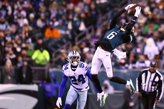thomasrp93's tweet photo. Whenever you're feeling a bit down, just remind yourself DeVonta Smith is an Eagle.

Already one of the best players on the team.
#Eagles https://t.co/PqSQf5YObn