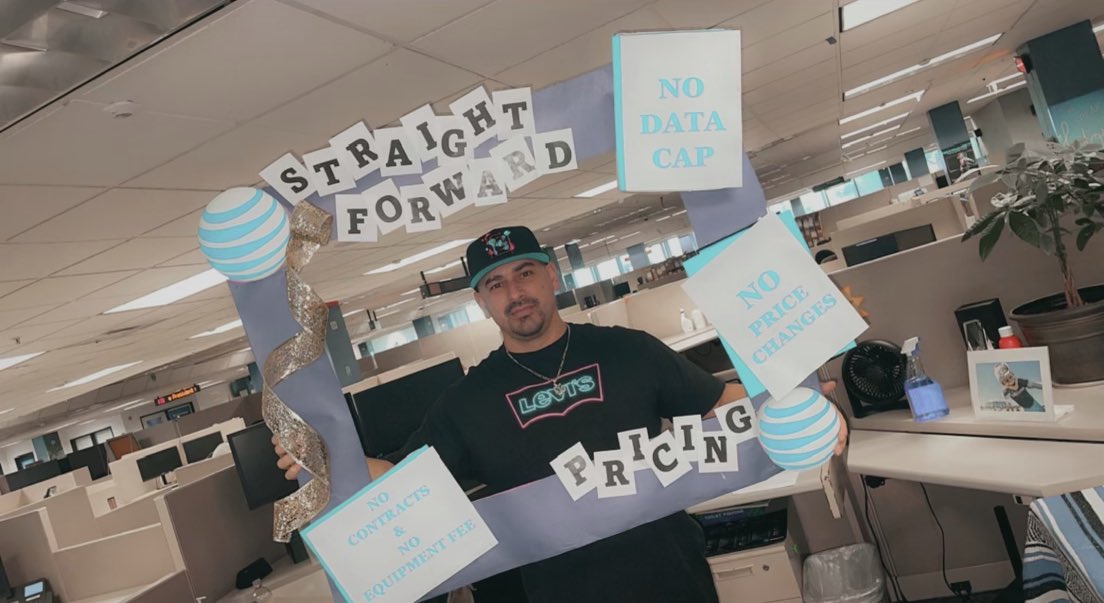 SDXMEGACENTER (@sdxcalilove) on Twitter photo Daygo representing for #StraightForwardPricing let’s get it 💪🏾🤩 @GarciaBeProud <a href="/griselg72/">Griselda</a> Daygo representing for #StraightForwardPricing let’s get it 💪🏾🤩 @GarciaBeProud <a href="/griselg72/">Griselda</a>