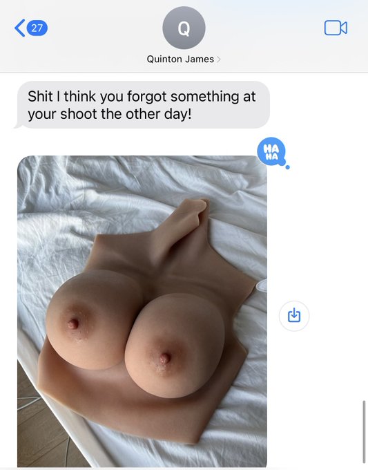 Hahahah oops ima need these back @QuintonJamesxxx https://t.co/IOLXIaNQYT<a class="tags" href="/tag/quintonjamesxxx">@quintonjamesxxx</a>