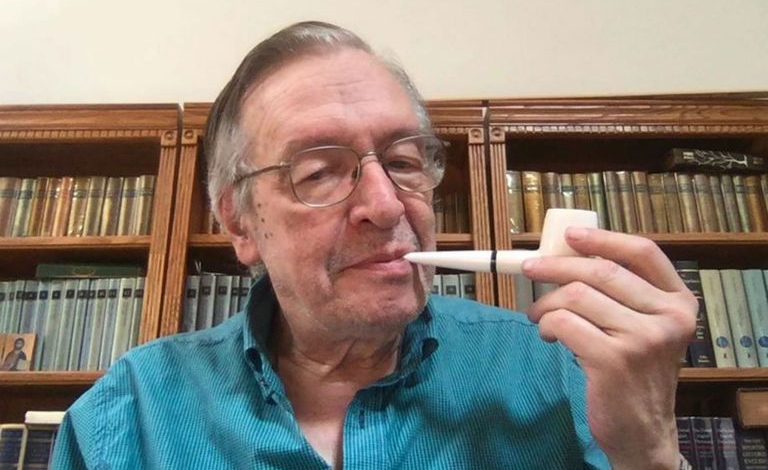 adnradiochile's tweet image. Filósofo gurú de Bolsonaro murió tras contraer covid-19: era un reconocido antivacunas en Brasil bit.ly/3rRTIoZ