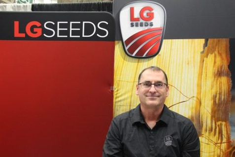 LG Seeds tweet media