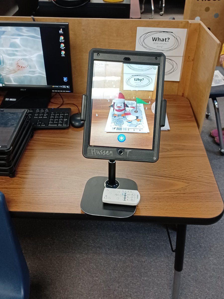 CCR2_Supt's tweet photo. S/O to @CubaElementary's Mrs. Hussey teaching S's how to do picture augmentation using iPads.  So very cool! #Wildcatpride #cooltech #engagedstudents https://t.co/WVHW9v6boS