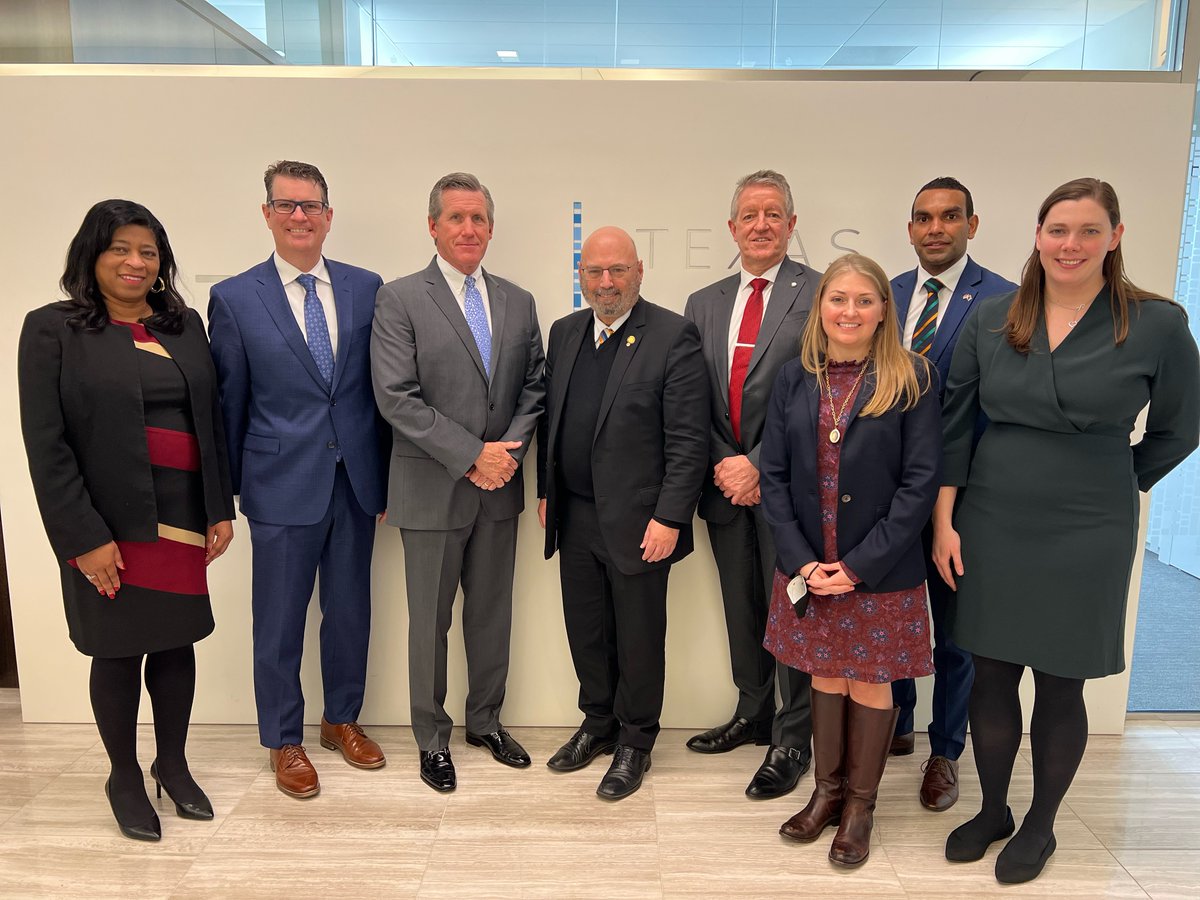 TXMedCenter's tweet photo. We had the honor of having the Australian Ambassador to the United States, Arthur Sinodino, and Tony Davis, General Manager of @Austrade, to TMC to discuss our BioBridge partnership with medical device &amp; health tech companies at @TMCInnovation. https://t.co/oIShub0MOr