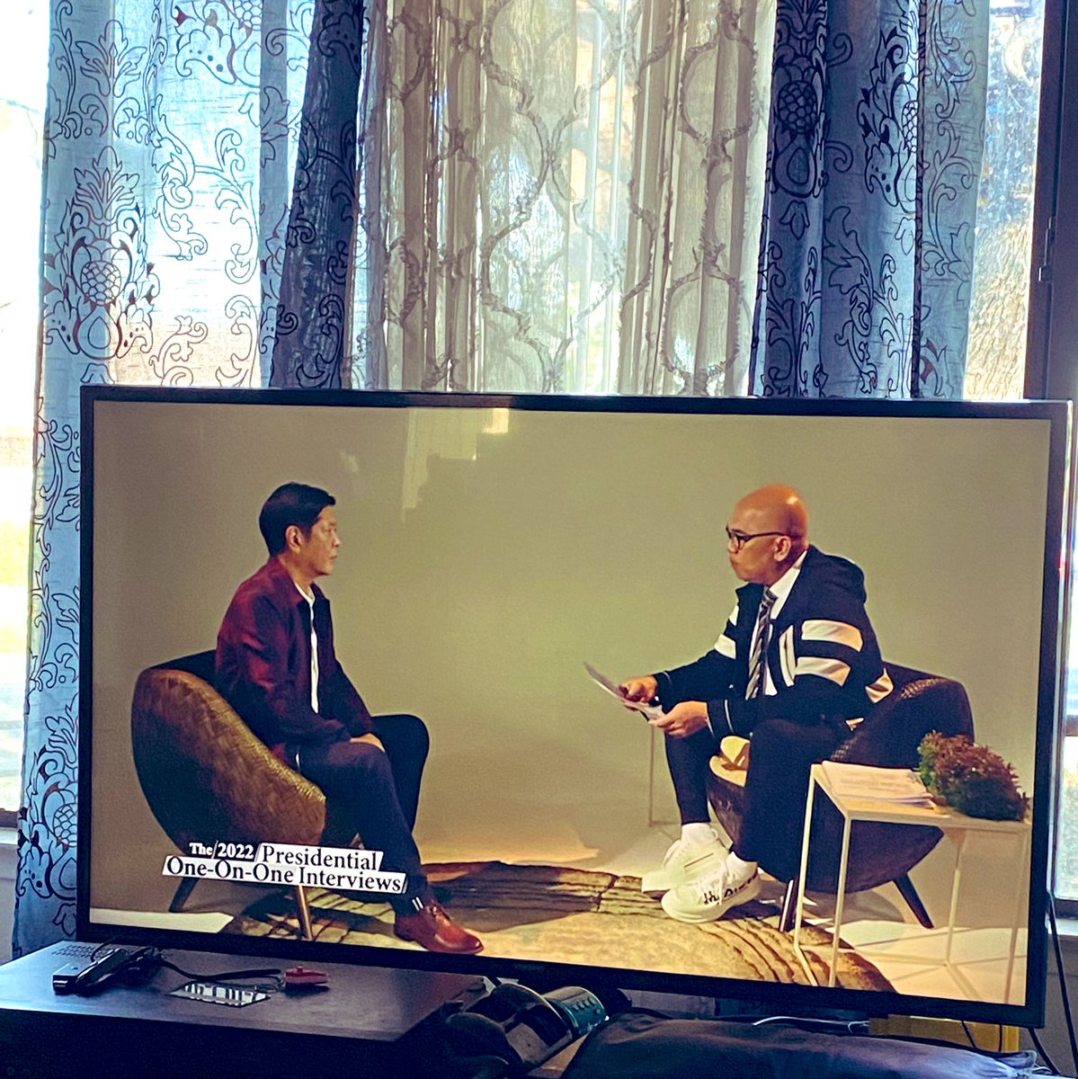 lovemoves2005's tweet photo. I’ve watched all Senator Bong Bong Marcos interview and all I can say , in one word.                 “OUTSTANDING”
#GoBBM 
#LabanMarcos 
#BBMSARA2022 https://t.co/wjLU9u1aRR