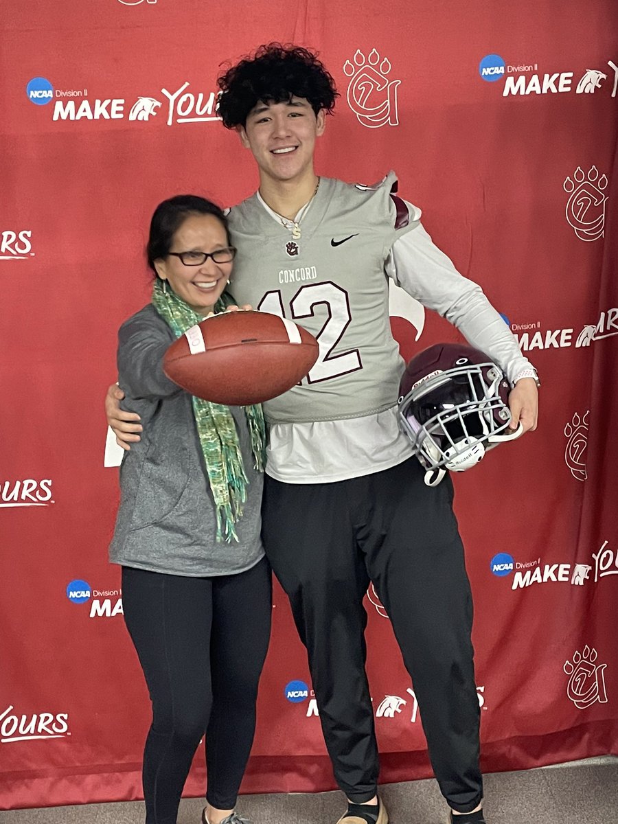Had a great time at Concord University today! Thank you <a href="/Coach_Luther/">Coach Ben Luther 🏈🥞‼️</a> for the invite.
<a href="/VAQB8/">Coach Thompson</a> <a href="/TheCoachCurry/">Sean Curry</a>