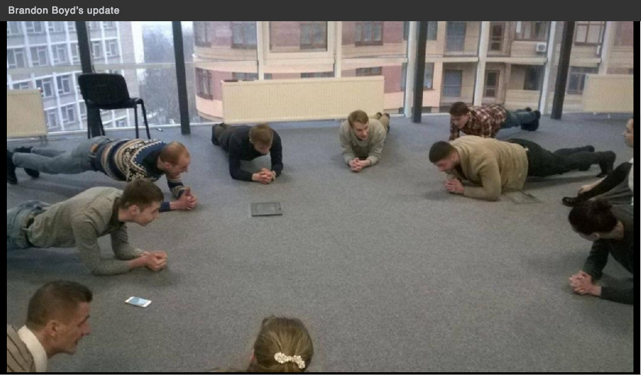 '<a href="/EnricoLetta/">Enrico Letta</a> : «Dobbiamo chiuderci in una stanza a pane e acqua per la soluzione» Consiglio un metodo smart per scegliere velocemente e non patire la fame #PresidenzaDellaRepubblica  #Quirinale2022