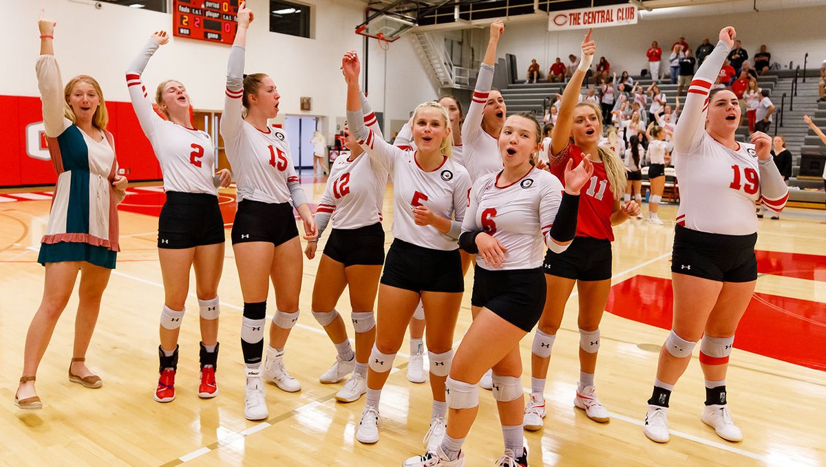 It's that time! Please consider making a donation to help our team grow together with team bonding fun (preseason paddle boarding, bowling, ax-throwing, Big Acai dates) and future team trips!  Click on the link to give today!  ignite.central.edu/project/29920 #DutchFamily #GiveToGrow