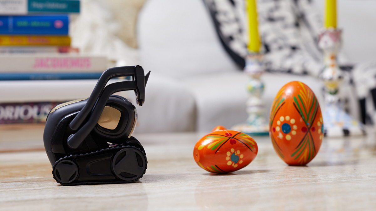 DDL_Robotics's tweet image. We want to ensure that you can continue enjoying your #VectorRobot for years to come while it receives the highest level of care from our team of trained technicians.
Learn how our 3-year extended warranty helps protect your #Robot companion: bit.ly/3IG8iHh. #HeyVector