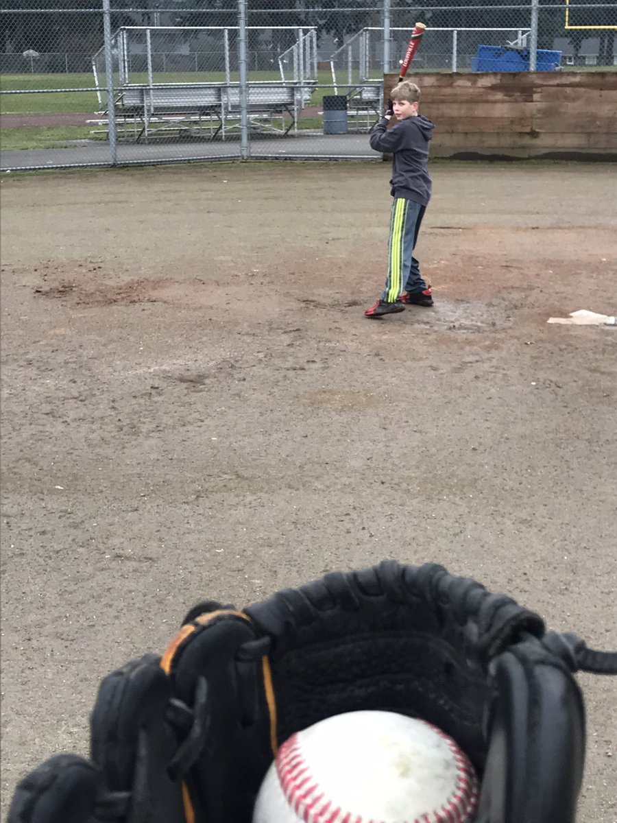 ChrisMulick's tweet photo. BP and milkshakes with the youngest lad (the one in the avatar) while I still can. #TimeIsNotOnMySide https://t.co/8fCHlEgLwb