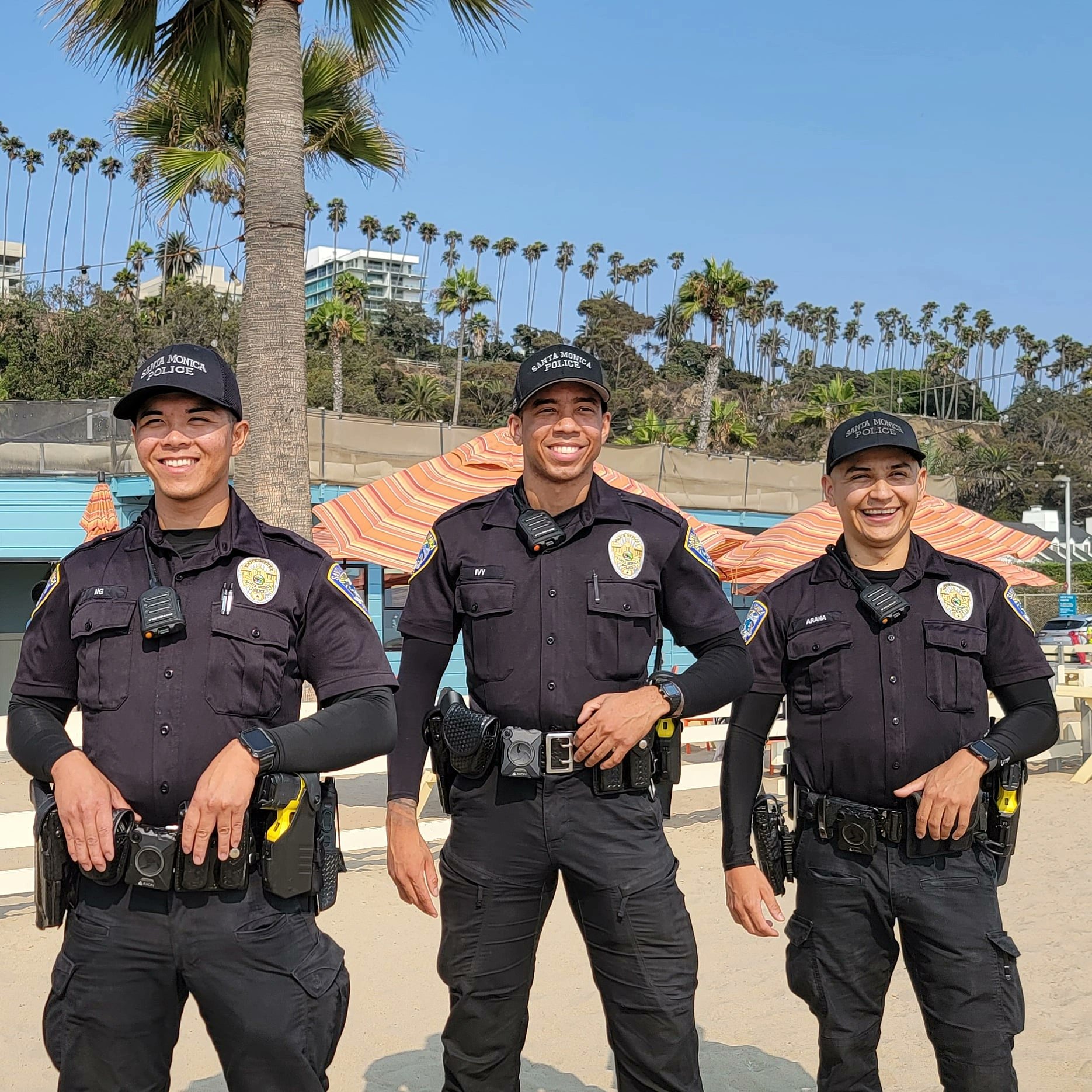 Santa Monica Police on Twitter: "#SantaMonica PD is #hiring Lateral #Police  Officers. Don't miss your opportunity to join a wonderful team! Annual  Salary: $95,052.00 - $117,348.00 Annually https://t.co/etJj79aYbz  https://t.co/WmJMeEj9JP" / Twitter