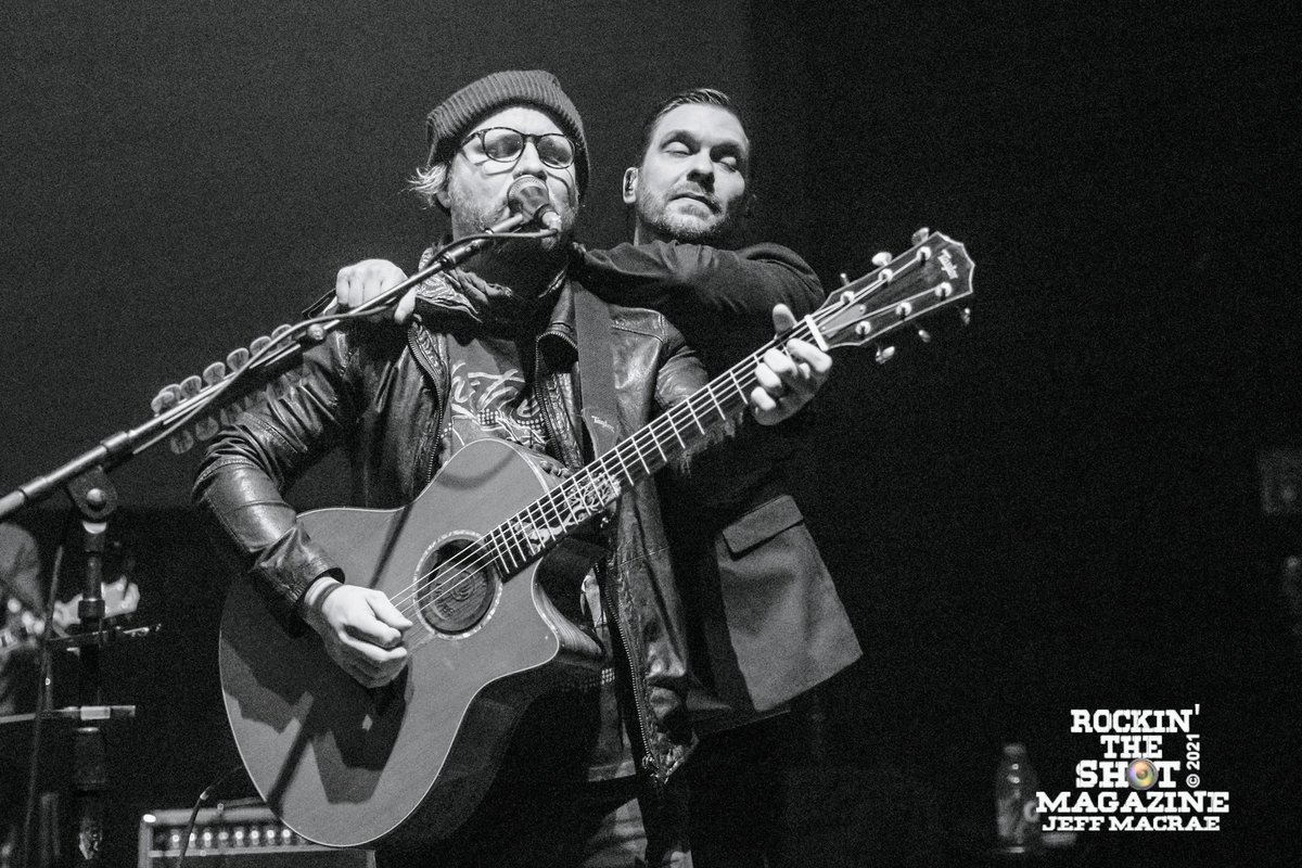 Check out or photos and review of the <a href="/SmithAndMyers/">Smith & Myers</a> show at the <a href="/palladiumshows/">The Palladium</a> <a href="/TheBrentSmith/">Brent Smith</a> <a href="/ZMyersOfficial/">Zach Myers</a> <a href="/Shinedown/">SHINEDOWN</a> rockintheshot.com/smithandmyers2…  #smithandmyers #zachmyers #brentsmith #shinedown #music #concert #rock #concertphotography #musicphotography #photography #rocknroll