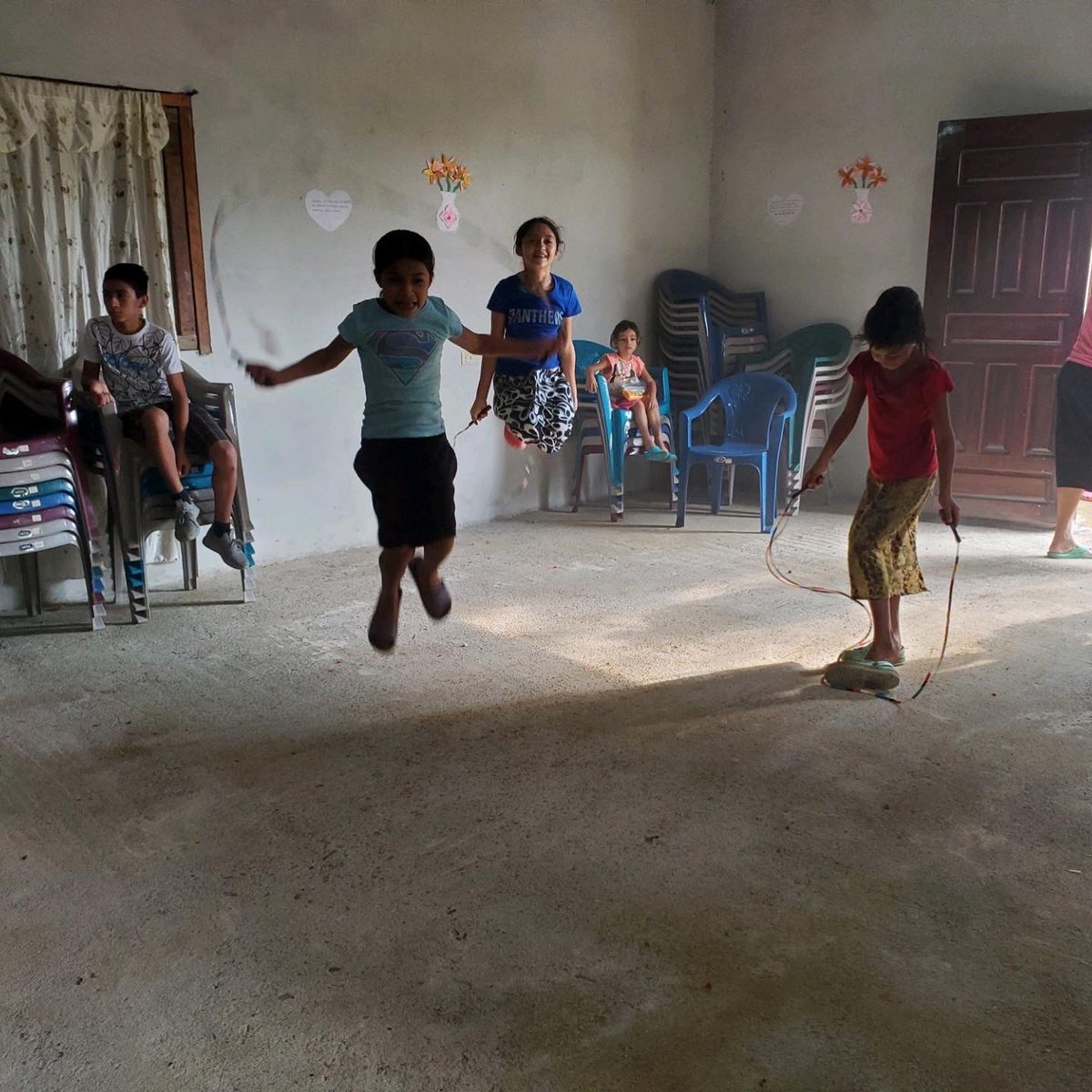 Salvation Ropes!

We created salvation ropes to help share the Gospel through jump rope. We partnered with Middle Tennessee Mission Outreach to send 200 ropes to kids during their mission trip to Honduras! The kids had a blast jumping, and 6 kids accepted Christ as their Savior!