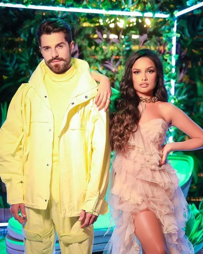 poptime's tweet photo. 🚨 Juliette é agora a primeira brasileir(a) com mais #1's ao redor do mundo no iTunes. A cantora atingiu o topo de 20 países na plataforma com "Un Ratito", sua parceria com o Alok!❣️ https://t.co/C3WgeOFFdL