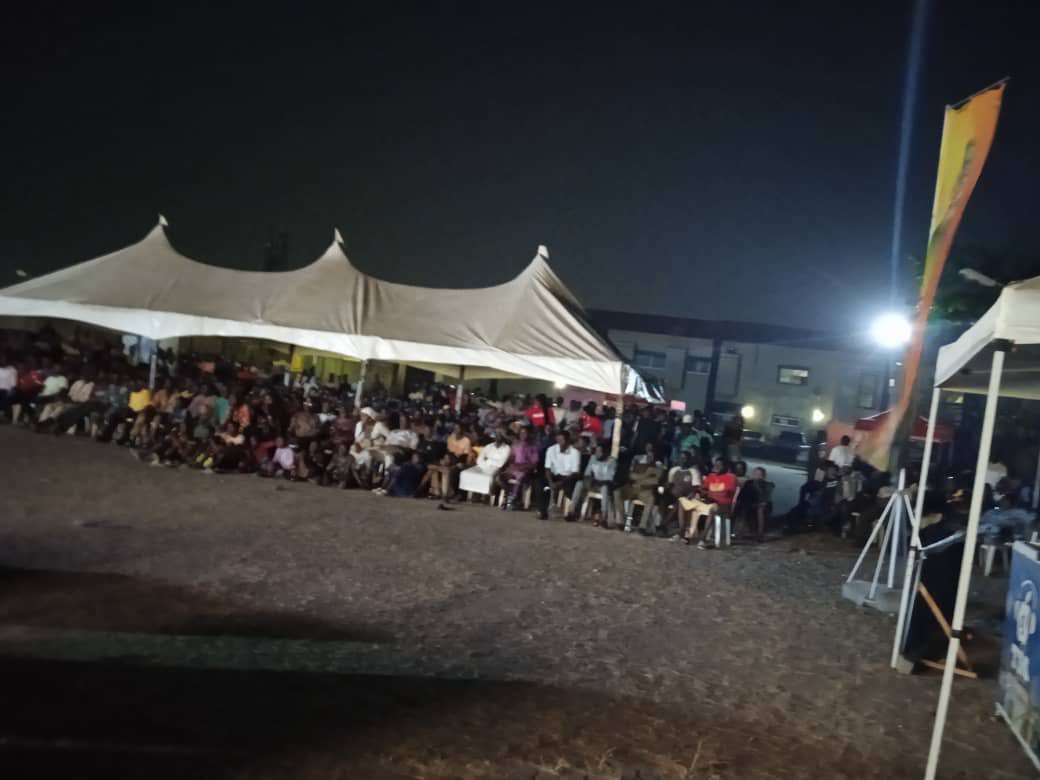 FemiCoolfm's tweet photo. Live scenes at the @33ExportNigeria viewing centre in Lagos. Cheering the Super Eagles on at #AFCON2021
#SuperTogether #LetsGoNaija https://t.co/ZJD90q8oOm
