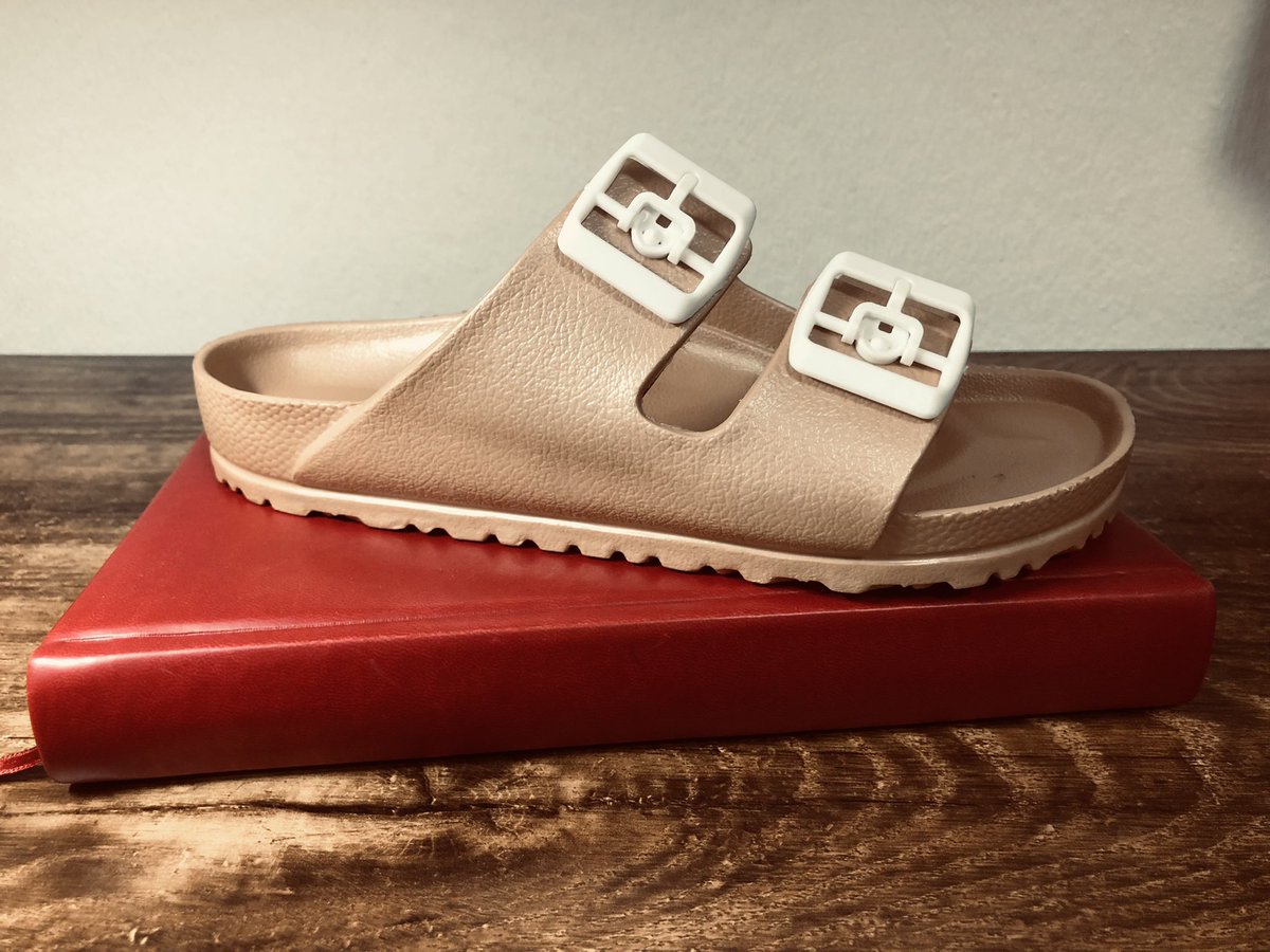 Franavispas's tweet photo. #coachella #model #bio #eva #light #nature #recycle #ecofriendly #spain #colors #comfort #feet #happy #love #brand #shoes #cool #eco https://t.co/iGY3ZggwxJ