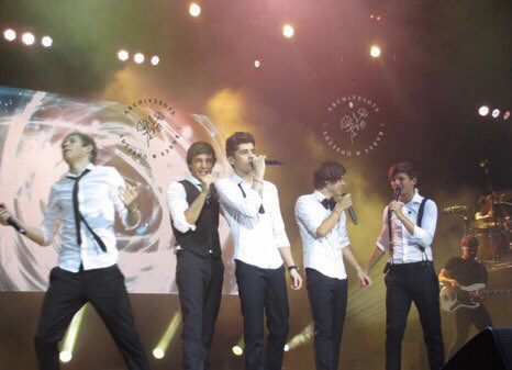 SoulProviderBR's tweet photo. 📸| Fotos não vistas do @LiamPayne e @zaynmalik na época da Up All Night Tour. 

© archivesot5 

#SPBRLiam #SPBRZayn https://t.co/aDYxnDyJeP
