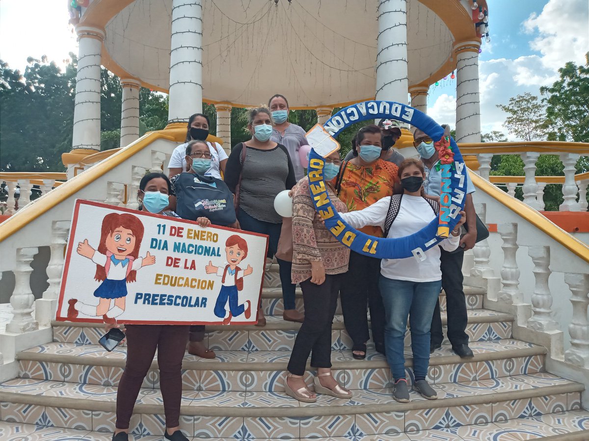 #SanRafaelDelSur celebra el día nacional de la Educación.

Comunidad Educativa conmemora una Educación Gratuita, de calidad y Triunfante gracias al modelo de Reconciliación y Unidad Nacional presidida por el Buen Gobierno Sandinista #EnVictoriasEducativas por gracias de Dios