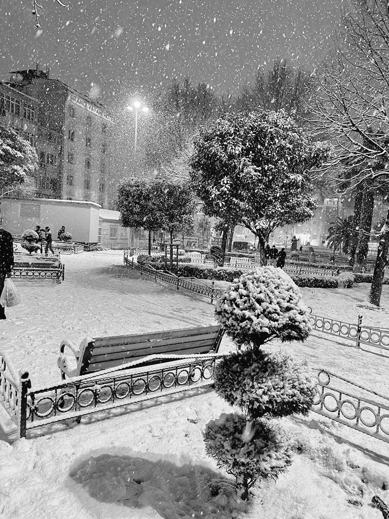 Acının içinden geçmezsen dışına çıkamazsın..