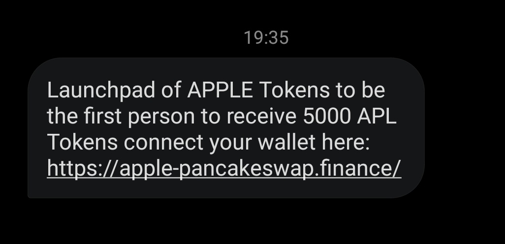 This message was received from <a href="/Apple/">Apple</a> Whats going on? #fake #ScamAlert