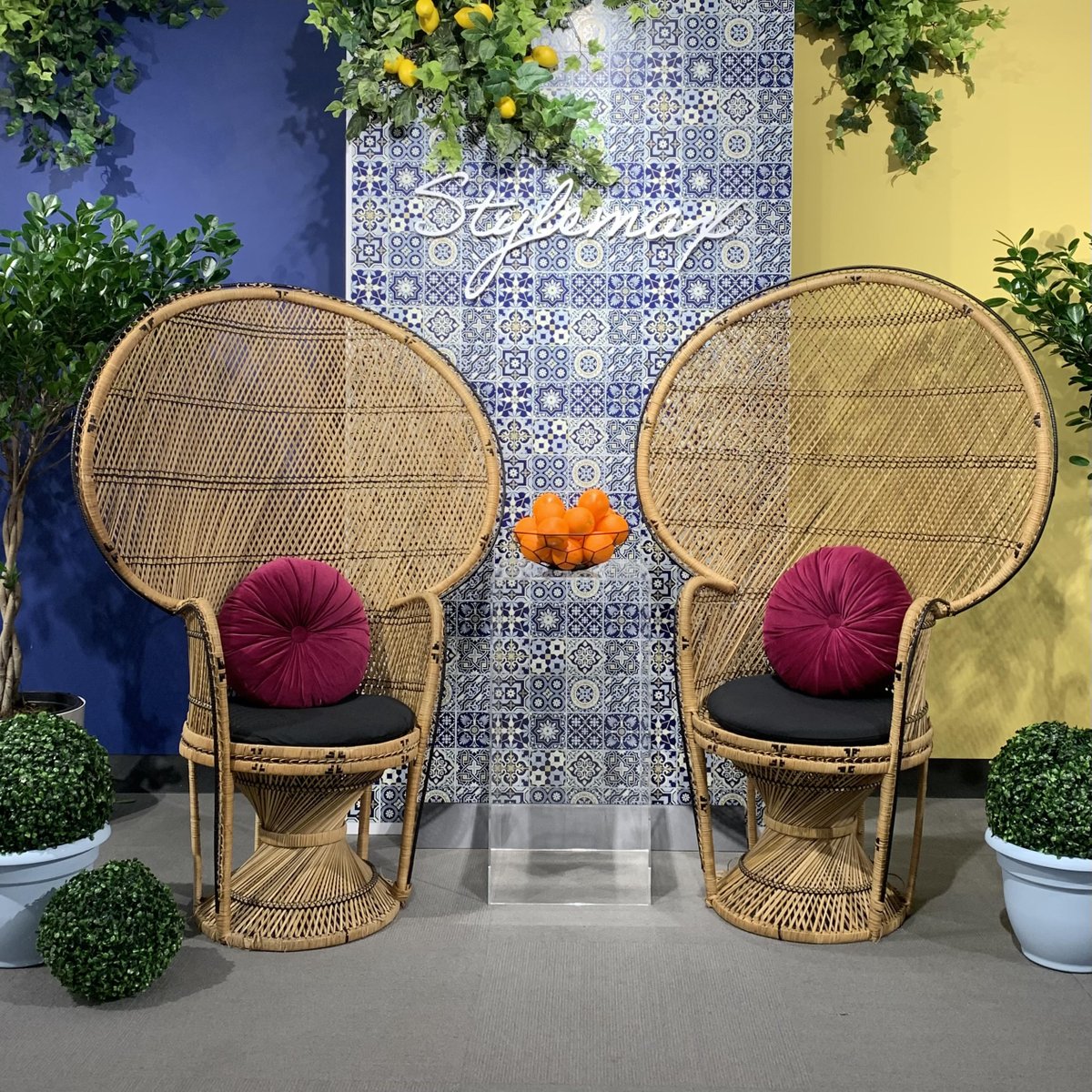 Transported to the Amalfi Coast at STYLEMAX! 🍋 

#stylemax #stylemaxchicago #showstrategy #weSHOWoff #tradeshow #event #events #apparel #theMART #conventioncenters #chicago #cityofchicago #amalficoast #summer