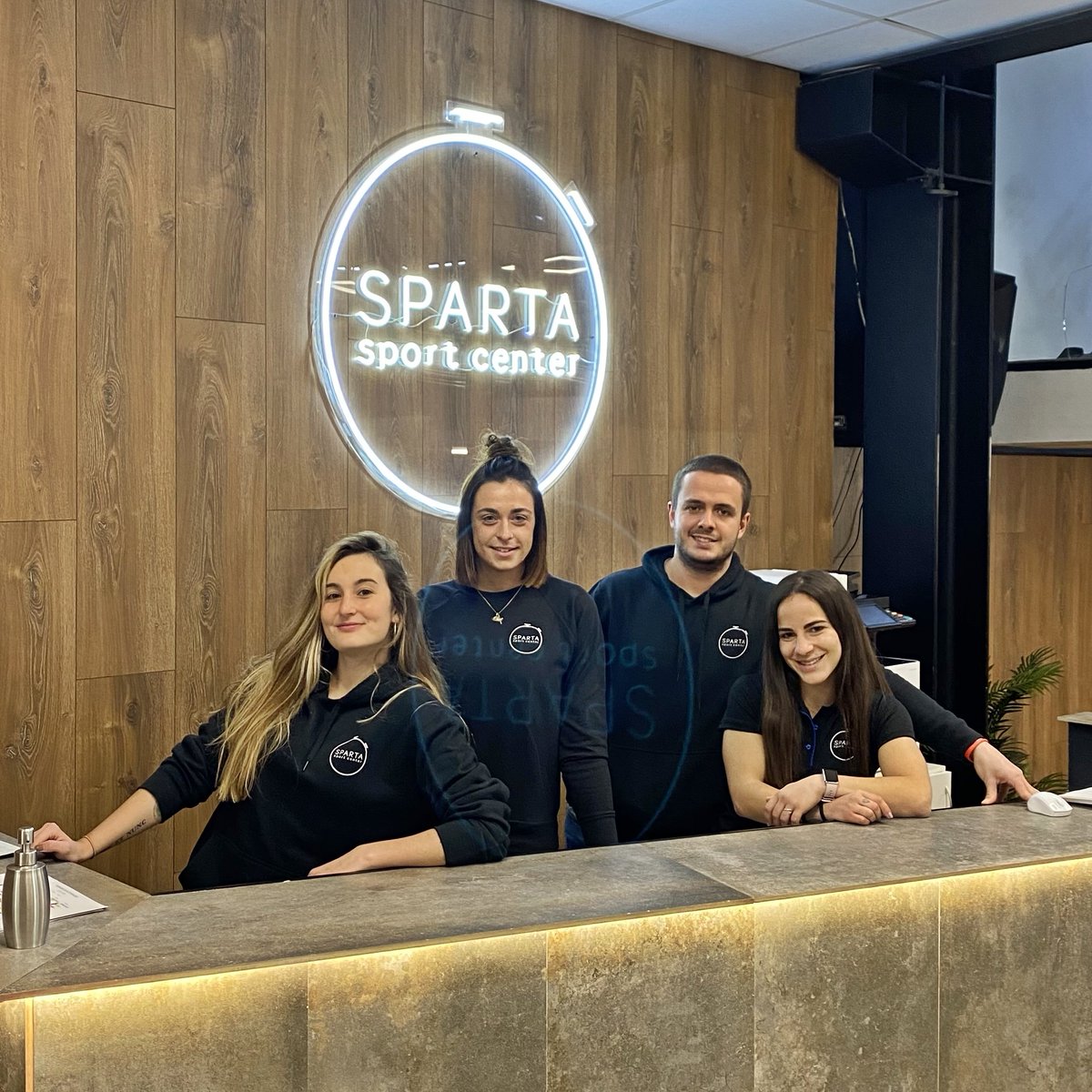 spartalogrono's tweet photo. ❤️QUEREMOS MEJORAR TU DÍA A DÍA❤️ - https://t.co/a84T9cXzlX https://t.co/8xQgPlen7U