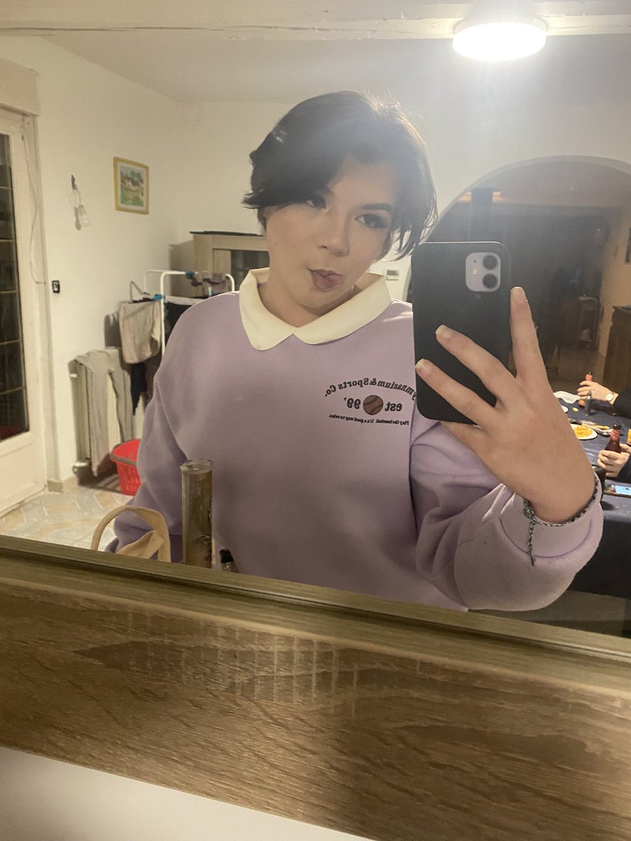 cmthx1's tweet photo. 🧞‍♀️😈👾☂️🤰 https://t.co/k3F5BfG28I