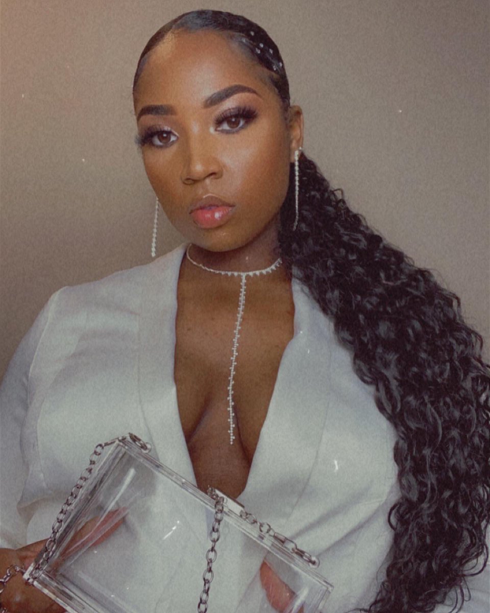 Megan_EW218's tweet photo. #pressure 💎 https://t.co/b8gxJLFZdI