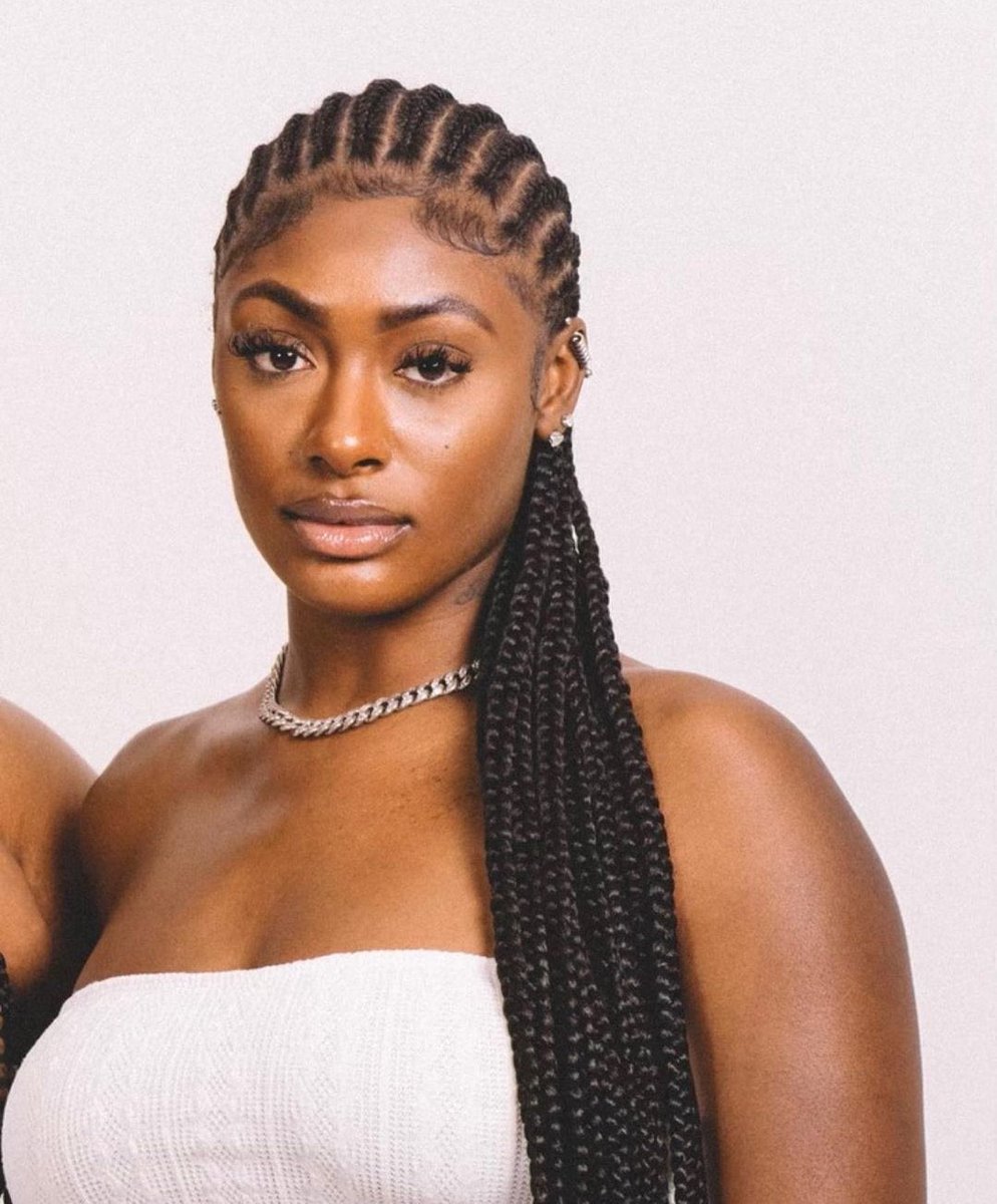 mefeater's tweet photo. Lauren Smith-Fields should be celebrating her 24th Birthday today. 

Fields was found unresponsive in her home after meeting with a white male on a dating app. We pray for justice for #LaurenSmithFields. 🙏🏽 https://t.co/7aa5e5dBcR