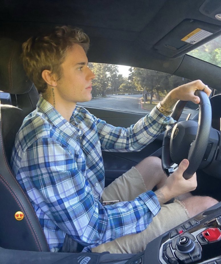 skylrhode's tweet photo. justin bieber car photos by hailey bieber 📸 https://t.co/Kca0E1c7HY
