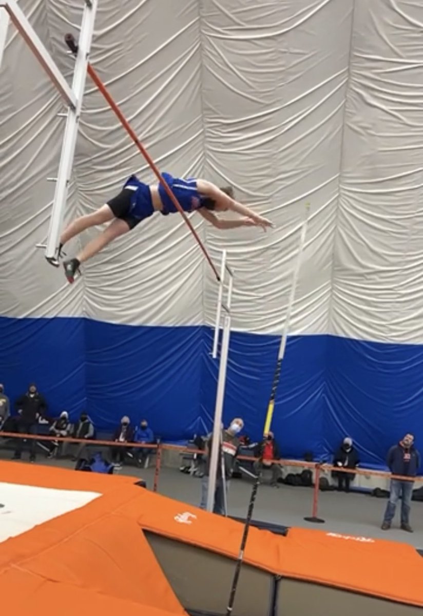 Jacob Revell places 5th with a new PR of 11’ at Utica! <a href="/SGF_Athletics/">South Glens Falls Athletics</a> #WeBelieveInSGF