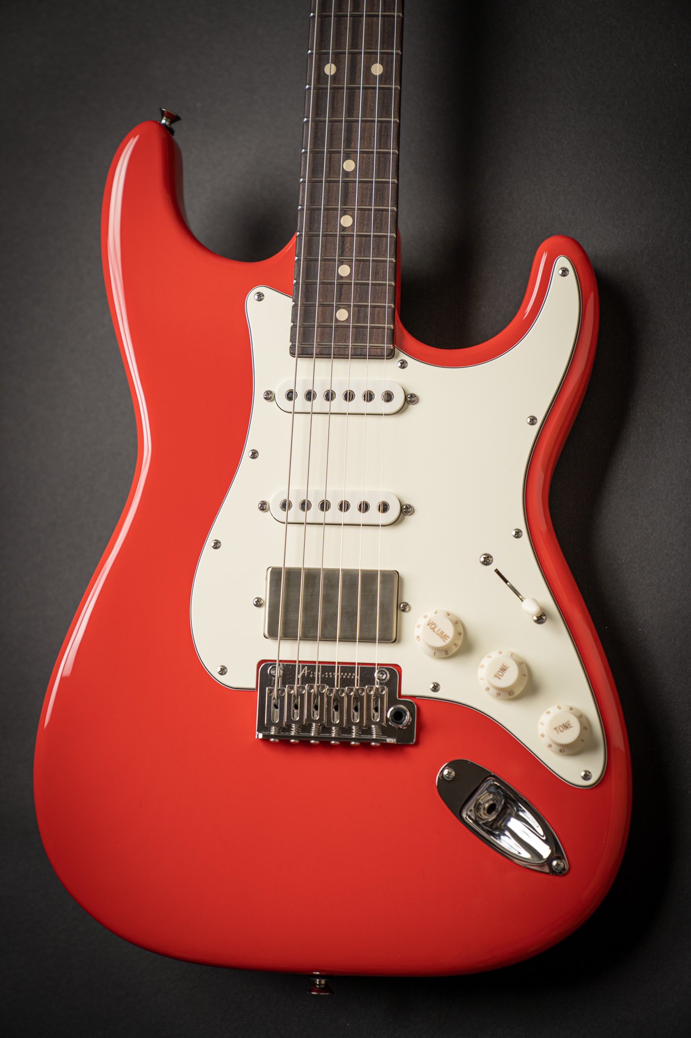 Guitars Rebellion on Twitter: "https://t.co/RTcqUDR35d Want a super-strat  with an outstanding playability and sound? We have what you need! Tom  Anderson Icon Classic Fiesta Red (110421N). Free shipping to Europe. Check  it